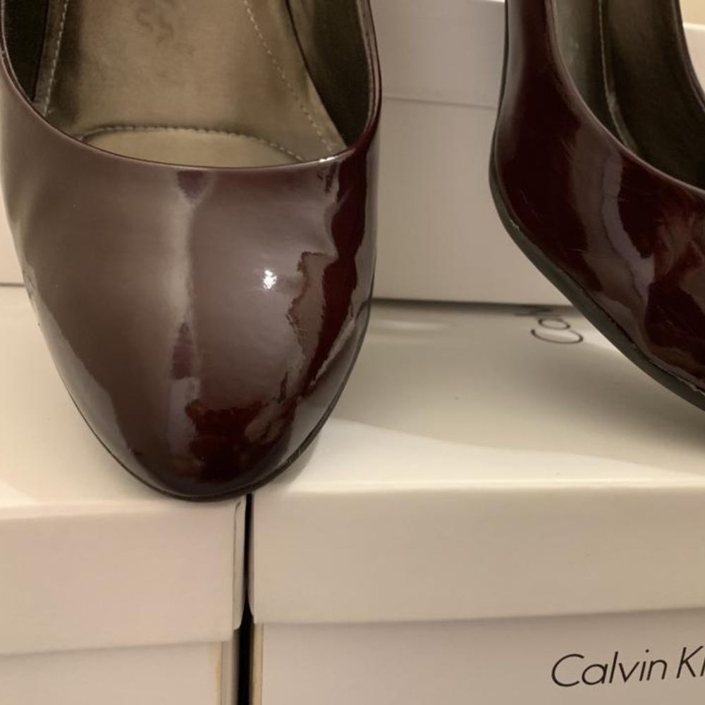 Calvin Klein round toe pumps - Picture 8 of 12